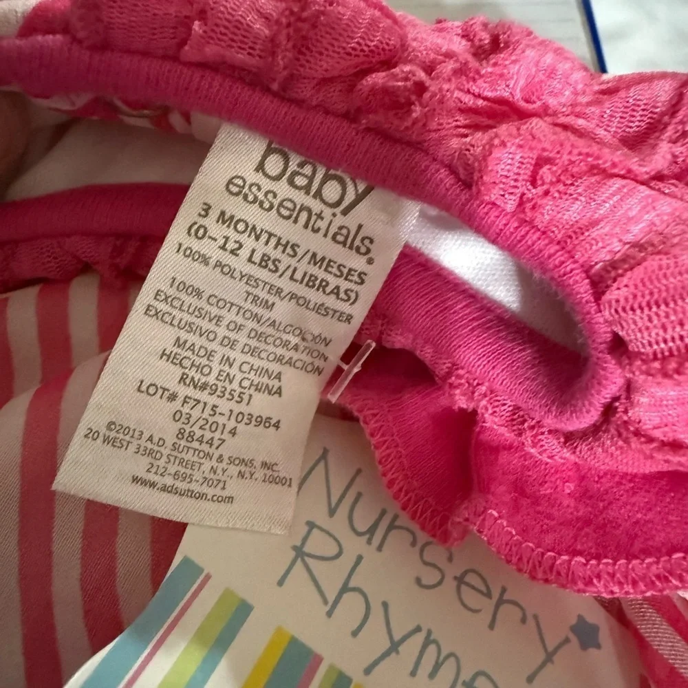 NWT Nursery Rhyme Bubble Romper